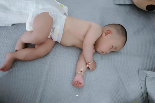 内江孕妇肚脐周围发青